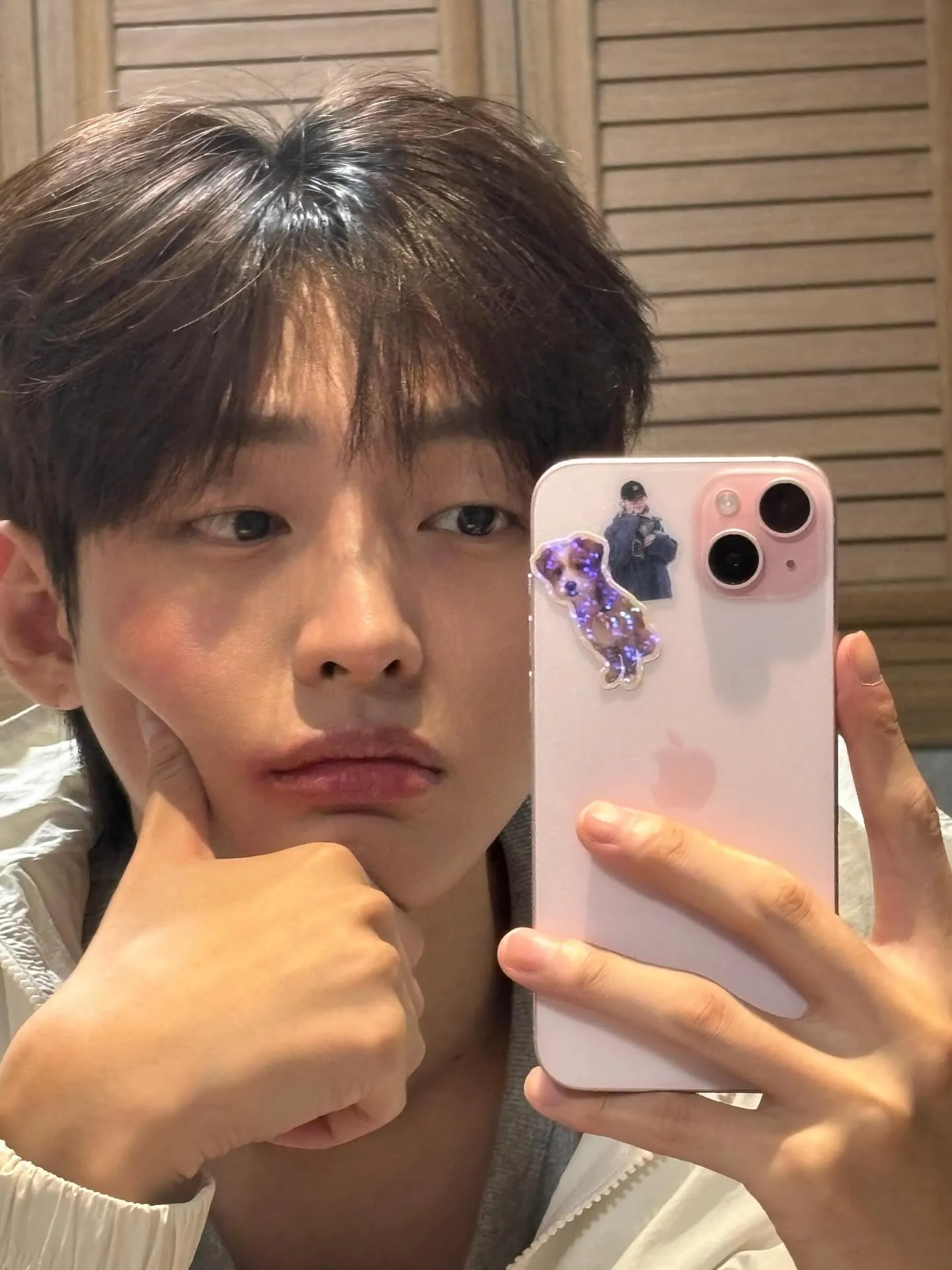 วอนนาวัน, ยุน จีซอง, Wanna One Go, Back to Base, หน้าเด็ก, ภาพลักษณ์