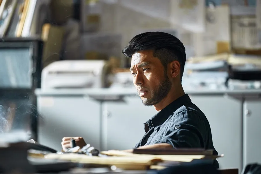 Từ màn ảnh bước ra đời thực… Hyun Bin được NIS chọn làm “Đặc vụ phản gián danh dự”