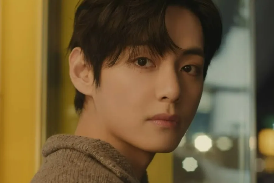 ‘Kopinya pahit, tapi suaranya manis’—V BTS ungkap iklan penuh debar