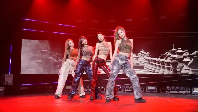 Bạn trai của đôi tai của Sung Si-kyung, Hwasa, Han Roro, KISS OF LIFE, Roy Kim