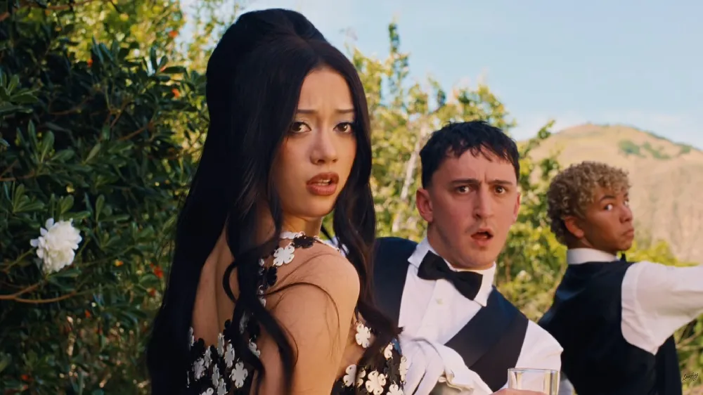 캣츠아이, 메간, 레이베이, 알리사 리우, 롤라 텅, 허드슨 윌리엄스, 매드우먼, 와시안, Wasian