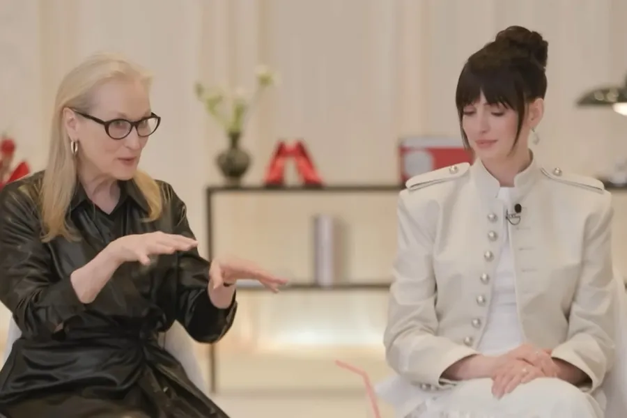 梅莉·史翠普無視安妮·海瑟薇？…意外曝《穿著Prada的惡魔1》幕後秘辛