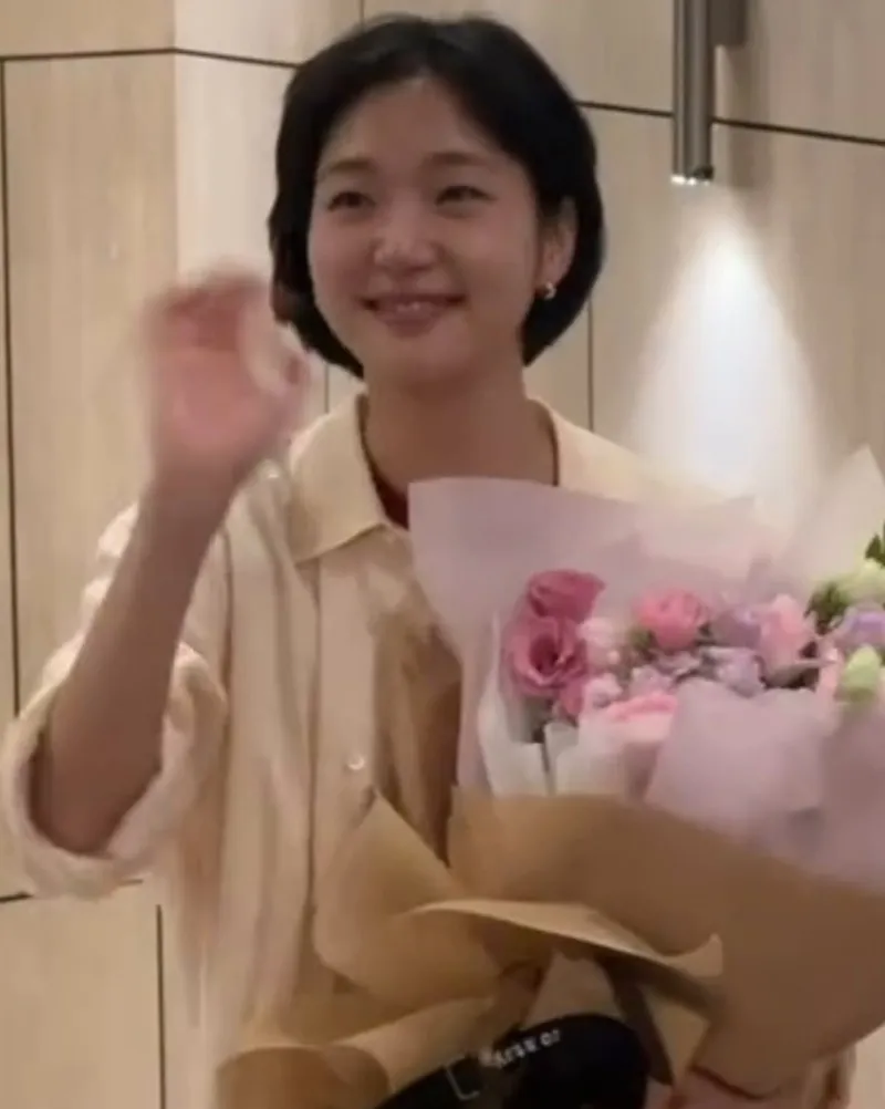 Kim Go-eun Bids Farewell to 'Yumi' After 5 Years: "I Was Truly Happy"