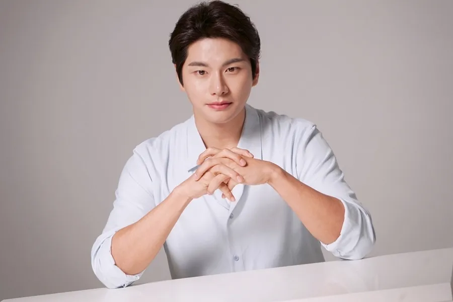 Pihak Lee Yi-kyung: "Bukan penggelapan pajak"… Klarifikasi isu pajak agensi satu orang