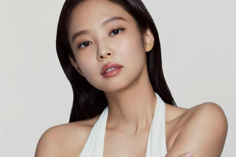 BLACKPINK’s Jennie x Vaseline Is The Viral Pairing Fans Can’t Stop Talking About — Her Natural Image Is A Perfect Match