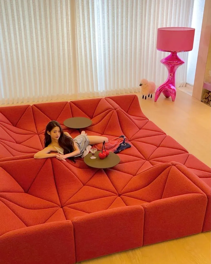 Shocking ‘Young and Rich’: IVE’s Jang Won-young Flaunts a Six-Figure Luxury Sofa — “It’s As Big As My Room”