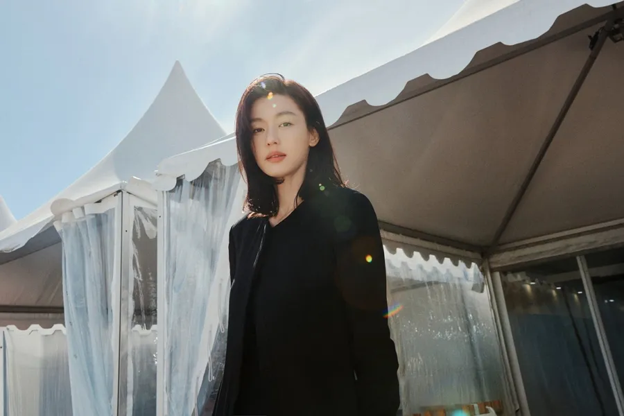 The surprising reason Jun Ji-hyun refuses to use social media