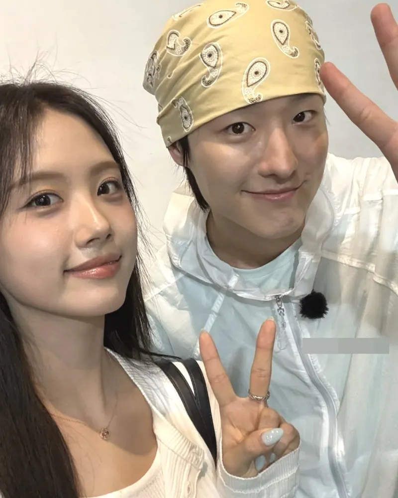 Lee Dong-gook’s Daughter Lee Jae-si Drops Surprise Photo With WOODZ — ‘Visual Power Couple’ Goes Viral