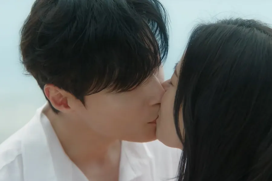 แบบเรียนวงการซีรีส์ ‘โลกใหม่แสนงดงาม’…อิมจียอน–ฮอนัมจุน ปิดฉากสวยสมบูรณ์แบบ