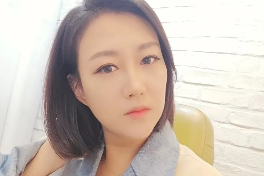 장윤정 친모, 딸 이름 팔아 '투자 사기' 의혹 "방송 투자하면.."