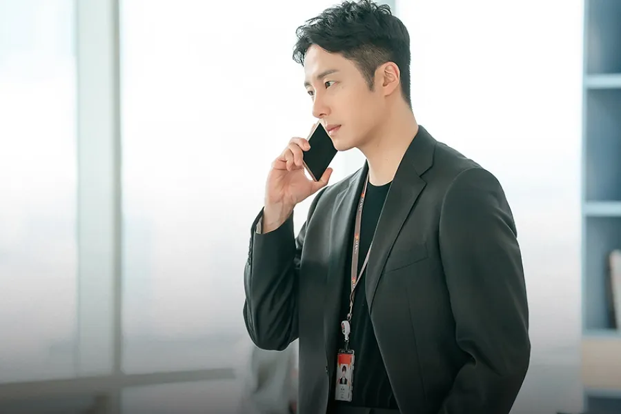 G-Dragon’s Agency Ramps Up Its Actor Roster—Jung Il-woo Signing Rumors Blaze