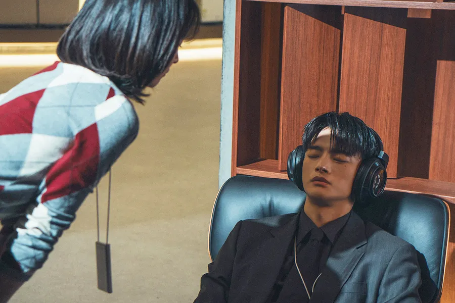 See You at Work Tomorrow! Park Ji-hyun Can’t Take Her Eyes Off Seo In-guk — Fans Anticipate a Bold “Full-Speed” Romance