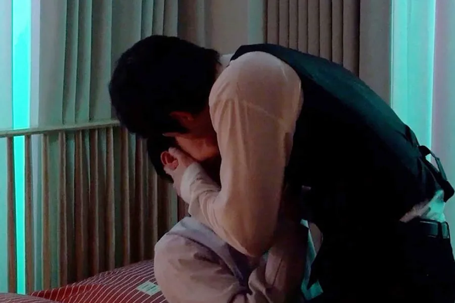 'A Proposta da Promotoria' Kim Yunsik tem cena de cama com Park Si-woo… 'Precisamos de temporadas já'