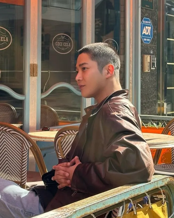 Rowoon de "The Murky Stream" se enlista el 27 de octubre... "Su cabello corto es perfecto"