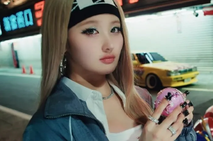 키스오브라이프, 일본 '럭키' 데뷔 코앞…'도쿄 미션 스타트'