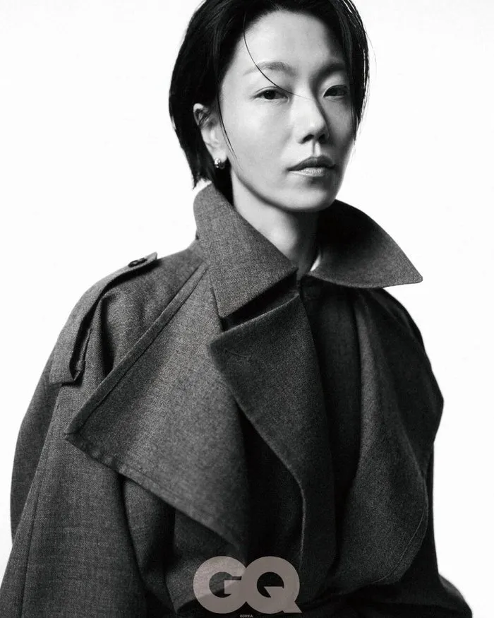 [Fotos] La siempre carismática Kim Shinrok… Una mirada que irradia carisma y elegancia