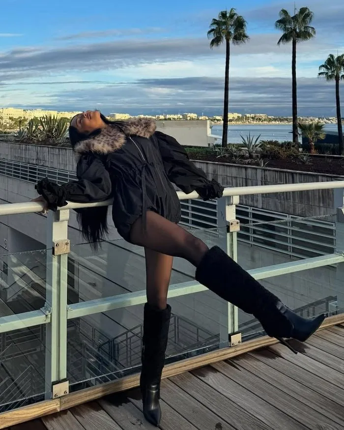 ¿Proporción real?… Manon de "Cats Eye" presume de sus impresionantes piernas