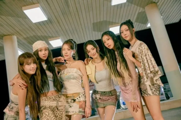 '3년만 완전체' 모모랜드, 일본 공식 팬클럽 오픈…열도 접수