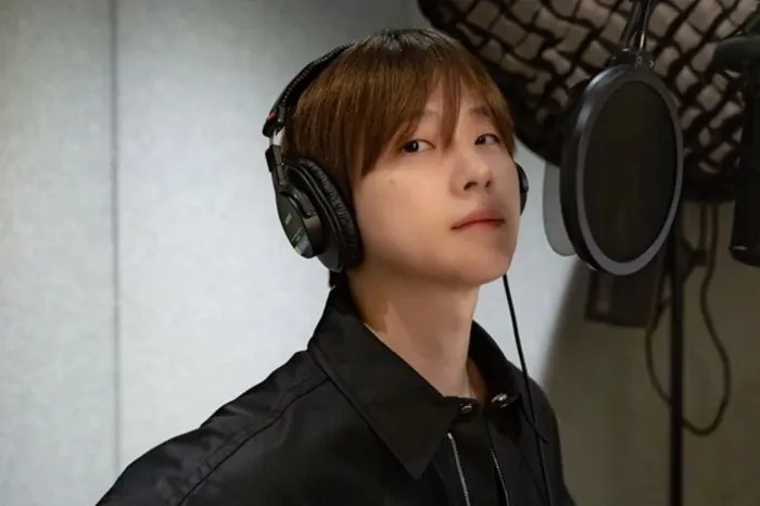 iKON's Kim Jin-hwan Hosts Listening Party for 'Solo Leveling on ICE', Allowing Fans to Experience the Universe