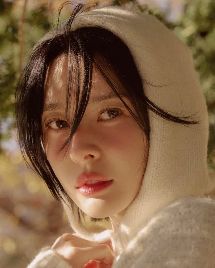Kwon Na‑ra’s Stunning Charms Shine in New Pictorial