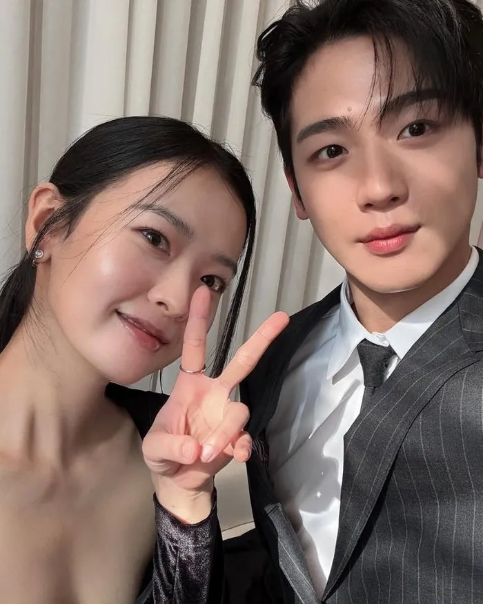 第4次恋愛革命 ～出会いはエラー：恋はアップデート～ ファン・ボルムビョル、キム・ヨハンとピンク色の"ケミ"を披露