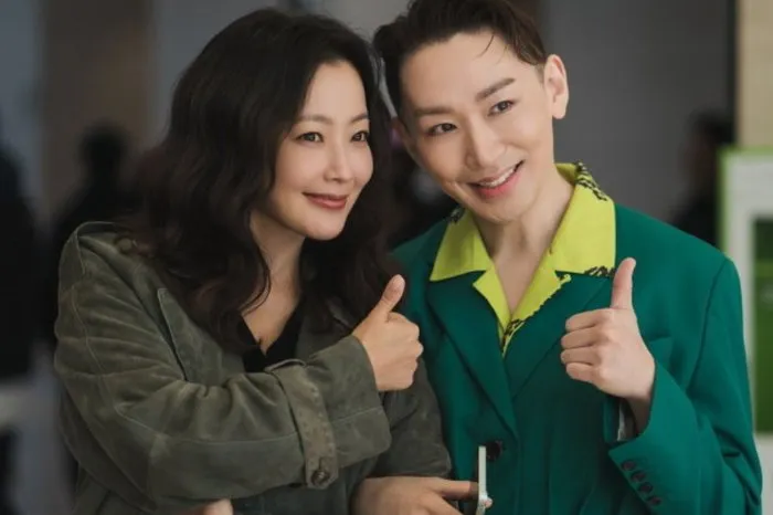 Kim Ho‑young se une como show host en 'Because There Is No Next Life' y genera química con Kim Hee‑sun