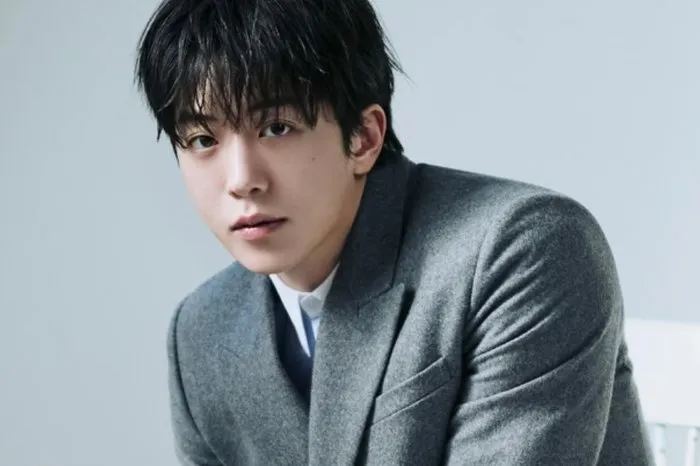 Nam Joo-hyuk, Fable Company, contrato, actor, actividades, Choi Woo-shik, Jeon So-ni, La luz en tus ojos, Veinticinco, veintiuno, Vigilante, Adiós, mi princesa, Netflix