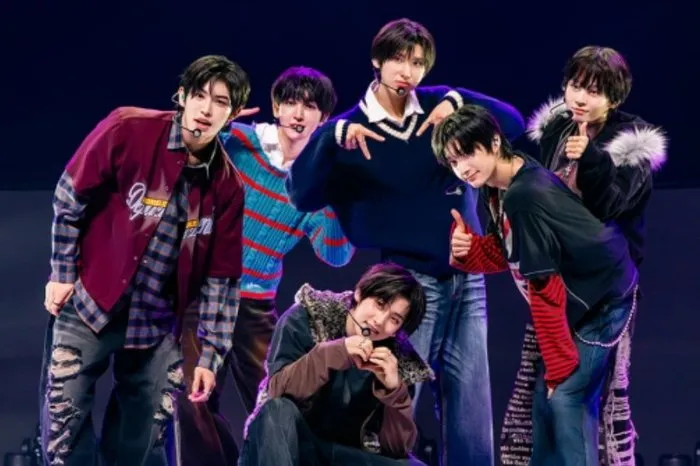 KickFlip, fan‑concierto, primer aniversario de debut, JYP Entertainment, WeFlip