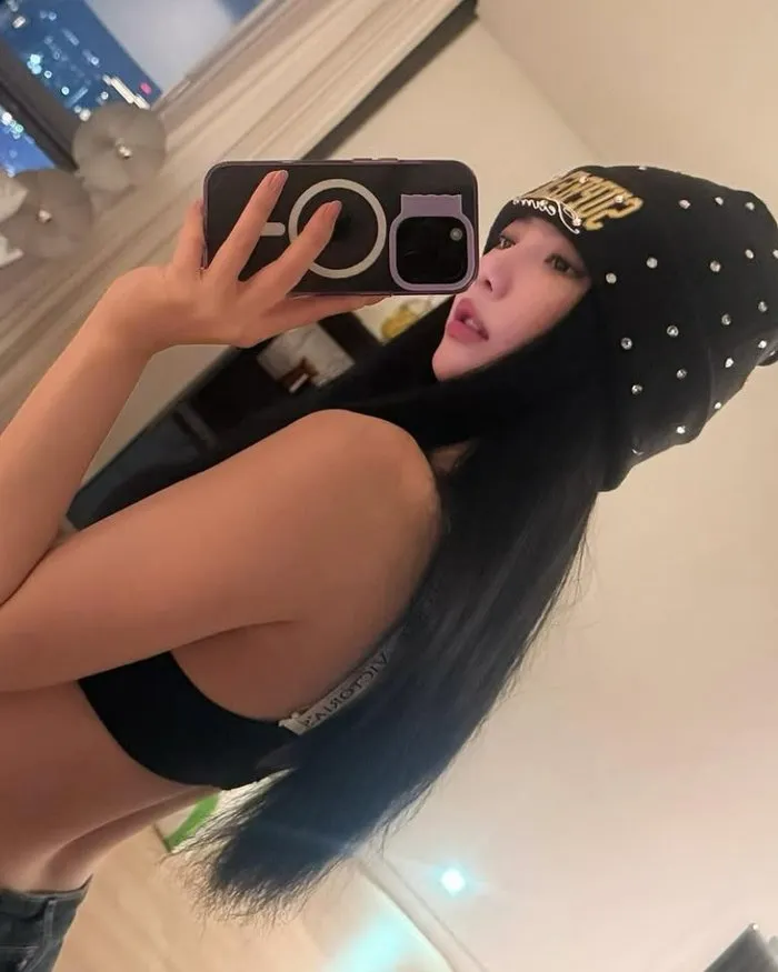 에스파 닝닝이 말아주는 y2k 분위기…"묘한데 빠져드네"