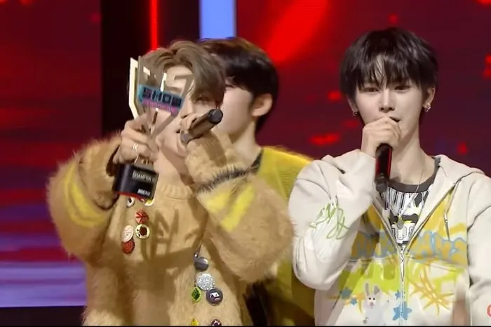 알파드라이브원, 데뷔 10일 만 '쇼챔' 1위·오리콘 차트 진입