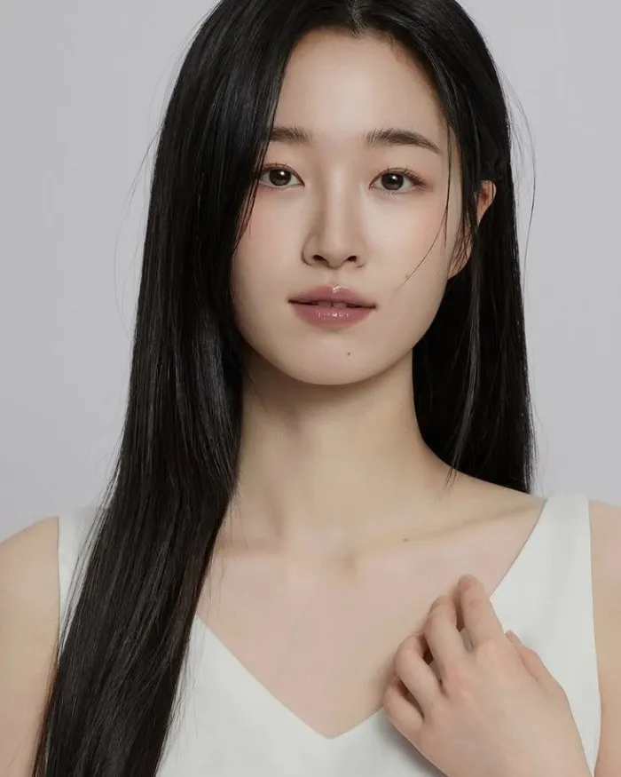 『メイド・イン・コリア』のウォン・ジアン、独特のオーラ…「清楚でシック」