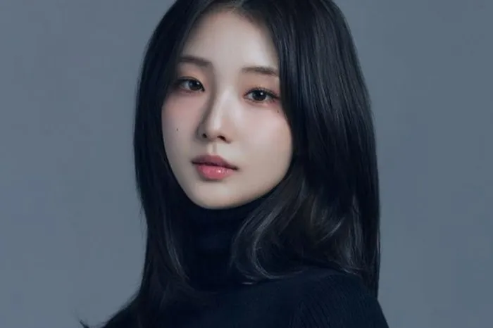 Yeojin, exintegrante de LOONA, firma contrato exclusivo con MUMW